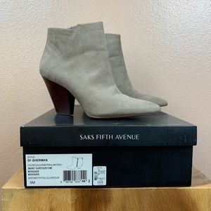 Saks Fifth Avenue Boots Booties Smokey Taupe 9 M